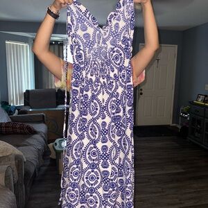 Cupshe Purple and White Sleeveless V-Neck Maxi Sundress